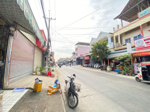 ផ្ទះអាជីវកម្មផ្សារជម្ពូវ័ន