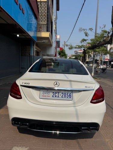 ទើបមកដល់ភ្លាមនៅថ្មី