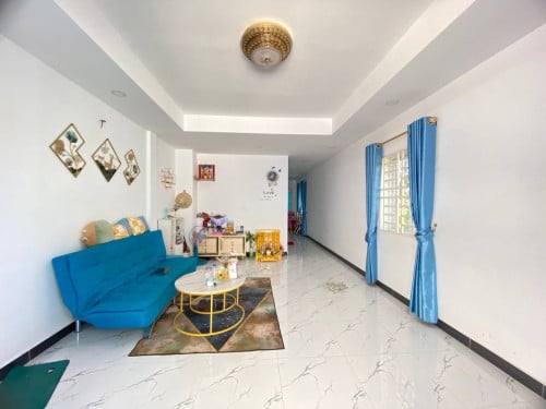 ផ្ទះល្វេង លក់បន្ទាន់