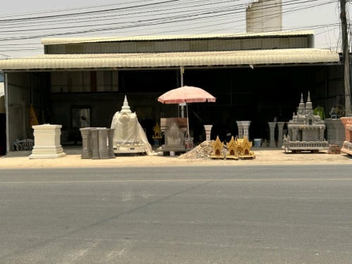 លក់ដីក្បែរង្វង់មូលគួស្រូវ