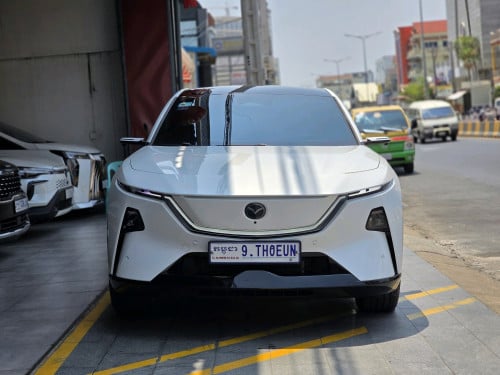 ទេីបកាត់បាន!2025 MAZDA EZ-60  មួយទឹកដូចថ្មី​ ថ្នី99%ទេីបប្រេីបានតែ 4070kmប៉ុណ្ណោះ!