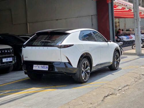 ទេីបកាត់បាន!2025 MAZDA EZ-60  មួយទឹកដូចថ្មី​ ថ្នី99%ទេីបប្រេីបានតែ 4070kmប៉ុណ្ណោះ!