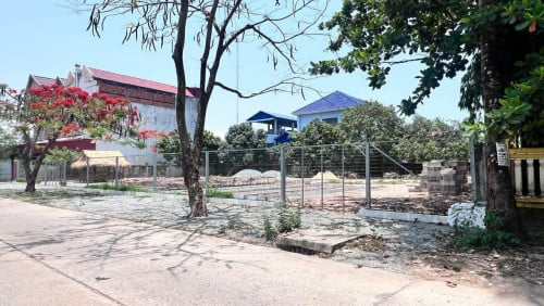 ដីសម្រាប់ជួល 40x30 តម្លៃចរចា