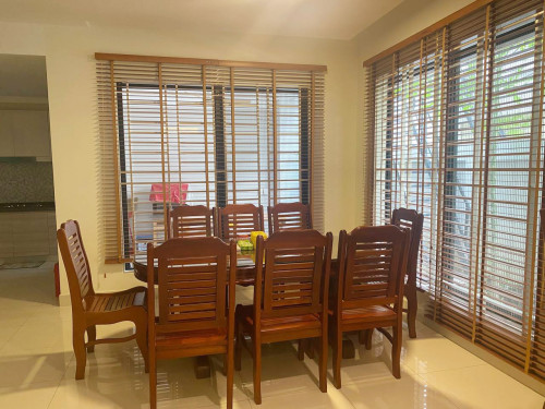 វីឡាភ្លោះអេ សម្រាប់ជួលនៅបុរីប៉េងហួតដឹស្តាមេរាហ្គាដិន 50ម