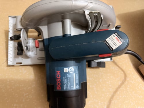 ម៉ាស៊ីនកាត់ឈើ Bosch ស៊ីន ១តឹក