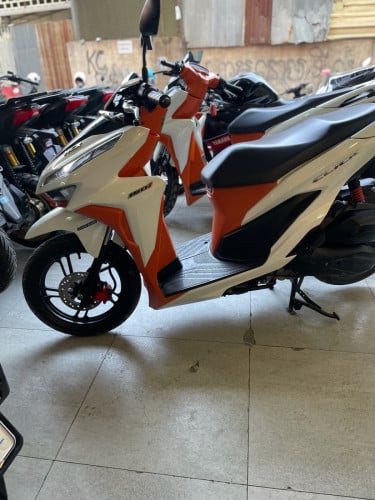 លក់click 21/ 150cc=1880$