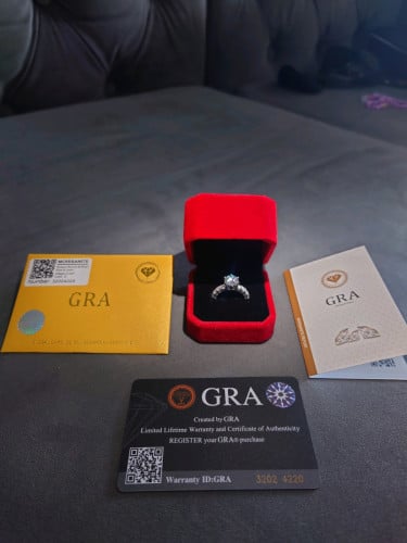 ចិញ្ចៀនប្រាក់ ដាំពេជ្យ GRA for sale