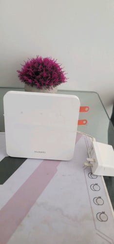 លក់ Huawei Wifi Router (second hand)