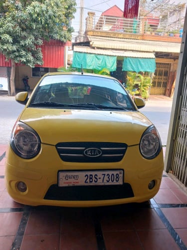 ឡានលក់ Kia Morning 2008 Full Half ចង្កៀងគុជ ម្ចាស់ដើម