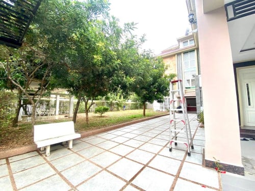 វីឡាឃីងសម្រាប់ជួល | King Villa For Rent