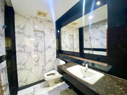 វីឡាឃីងសម្រាប់ជួល | King Villa For Rent