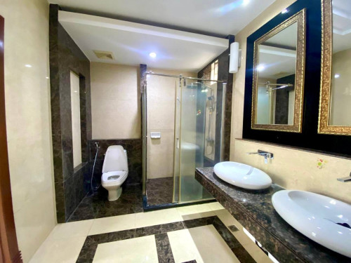 វីឡាឃីងសម្រាប់ជួល | King Villa For Rent