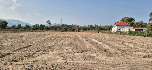 ដីសំរាប់លក់ធូថ្លៃកំពត Land nice in Kampot