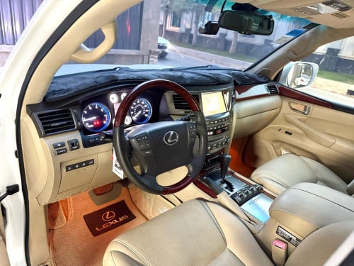 ស្តុក​ថ្មី​ Lx570 08 🆙 2015