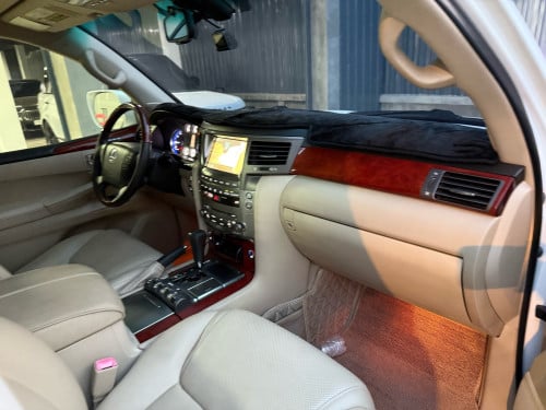ស្តុក​ថ្មី​ Lx570 08 🆙 2015
