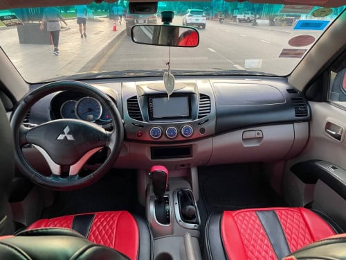ឡានផ្ទាល់ខ្លួន លក់ប្រញាប់ Mitsubishi Triton ឆ្នាំ 2009