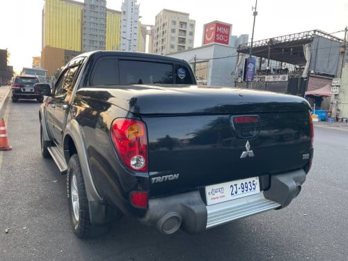 ឡានផ្ទាល់ខ្លួន លក់ប្រញាប់ Mitsubishi Triton ឆ្នាំ 2009