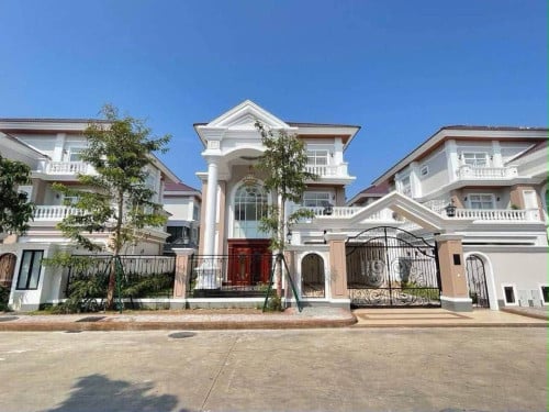 វីឡាព្រីនសម្រាប់លក់ ជួល | Prince Villa for sale Rents