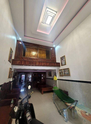🏠ផ្ទះជួល 📍ទីតាំង golden ✅5បន្ទប់គេង ✅តម្លៃជួល $1,300