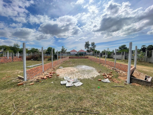🏡ដីលក់ករោមទីផ្សារក្រុងសៀមរាប !!