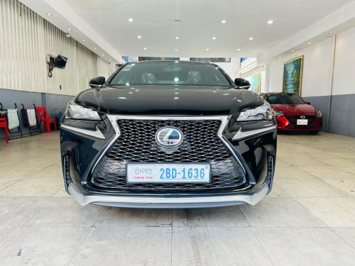 💁NX 200T/2015 F.Sport full option 5បូតុង គុជ3 នឹង ពូកឆឺរី  ហ្សុិន❤️ពណ៌: ខ្មៅ