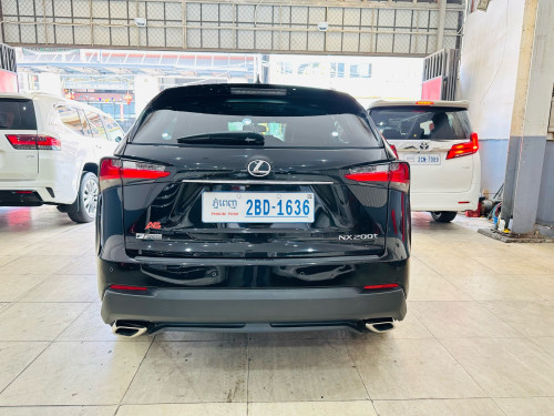 💁NX 200T/2015 F.Sport full option 5បូតុង គុជ3 នឹង ពូកឆឺរី  ហ្សុិន❤️ពណ៌: ខ្មៅ