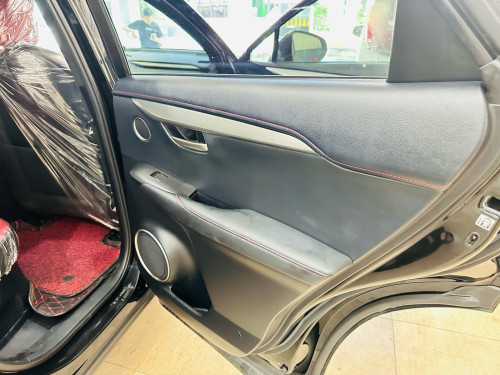 💁NX 200T/2015 F.Sport full option 5បូតុង គុជ3 នឹង ពូកឆឺរី  ហ្សុិន❤️ពណ៌: ខ្មៅ
