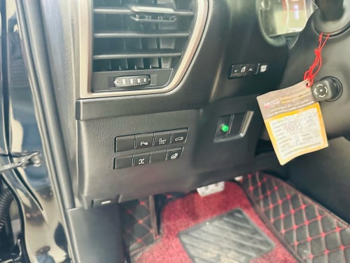 💁NX 200T/2015 F.Sport full option 5បូតុង គុជ3 នឹង ពូកឆឺរី  ហ្សុិន❤️ពណ៌: ខ្មៅ