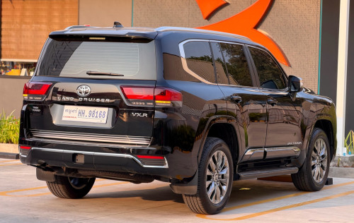 🔥LANDCRUISER VX-R2025 កាន់💰70000$💸ដកឡានភ្លាមបង់រំលស់ជាមួយឃ្លាំងផ្ទាល់