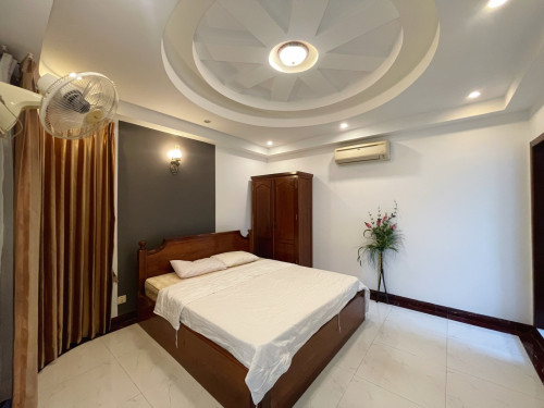 2 Bedroom Apartment ( 2 បន្ទប់គេង)