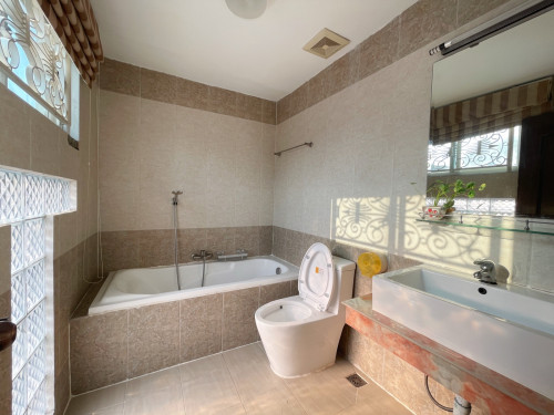 2 Bedroom Apartments