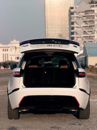 2018 VELAR V6