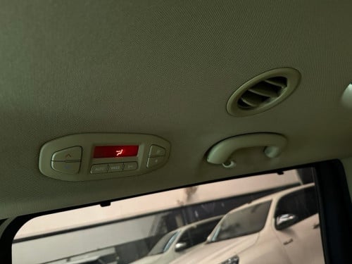 2020 Kia Carnival ឡានក្រុមហ៊ុន HGB