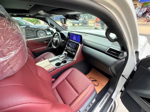 2025 Lx 600 ថ្មី