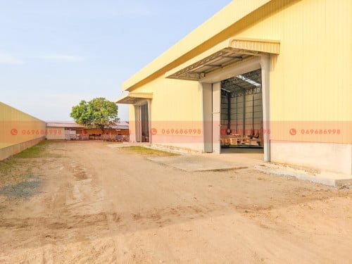 4-Story Office & Warehouse For Lease On A Concrete Road In Sen Sok