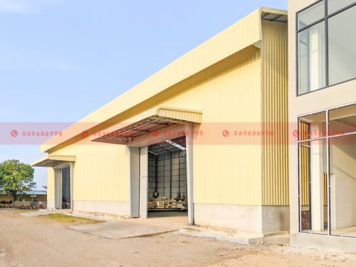 4-Story Office & Warehouse For Lease On A Concrete Road In Sen Sok