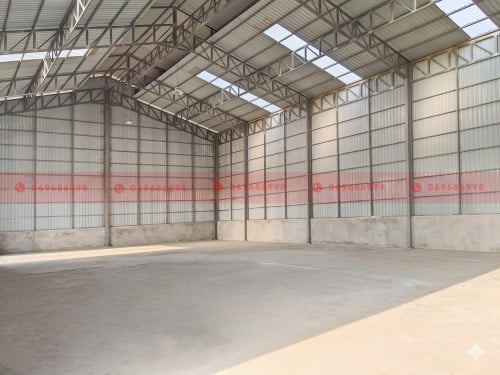4-Story Office & Warehouse For Lease On A Concrete Road In Sen Sok