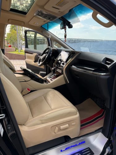 Alphard 016 V6 full option UP LM 022