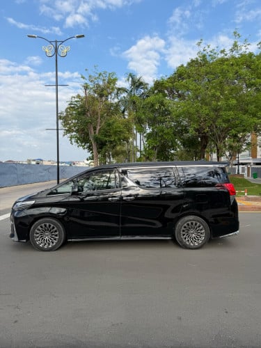 Alphard 016 V6 full option UP LM 022