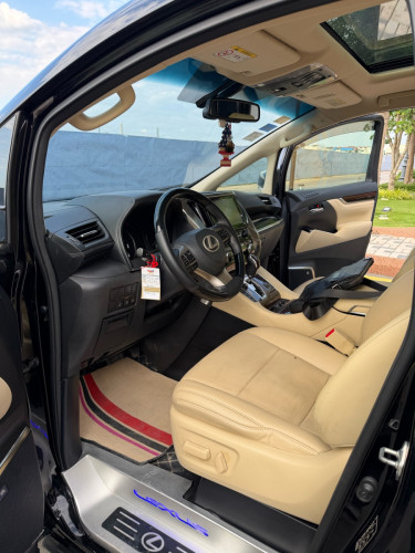 Alphard 016 V6 full option UP LM 022