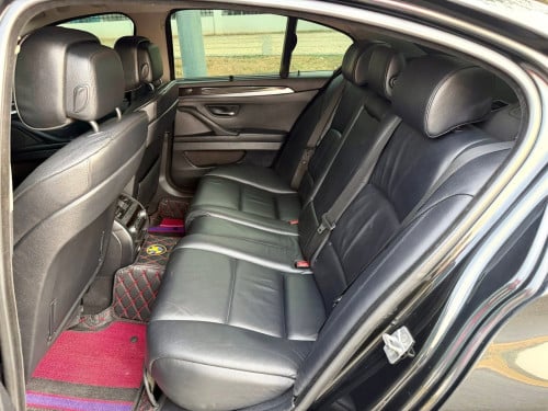BMW 528i 2012 V4 សាំង
