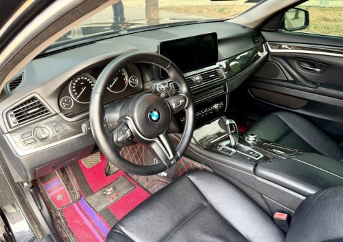 BMW 528i 2012 V4 សាំង