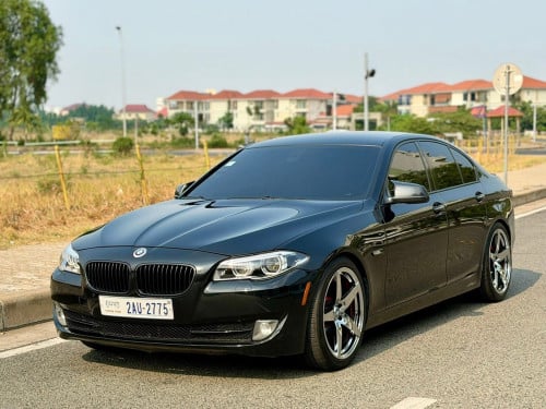 BMW 528i 2012 V4 សាំង