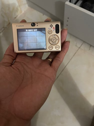 Camera មួយទឹកលក់តម្លៃទន់ៗ