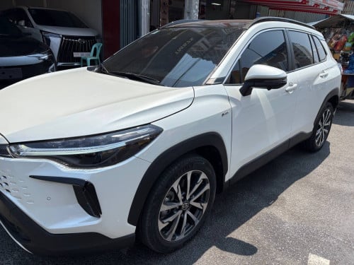 Corolla Cross Hybrid 2024 ថ្នាំ​ស៊ីន​មួយ​ជុំ​ មហាថ្មី​