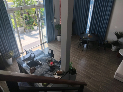 ផ្ទះមើលថ្ងៃលិច