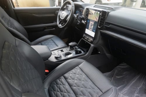 Ford Everest Platinum 3.0L ស៊េរីឆ្នាំ​ 2026
