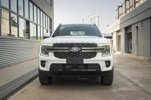 Ford Everest Platinum 3.0L ស៊េរីឆ្នាំ​ 2026