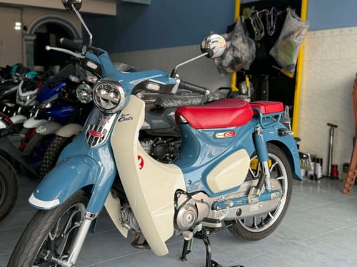 HonDa super cub 2024 ម៉ូតូ3000km ធានាម៉ូតូស្អាត