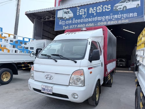 Hyundai Porter II ទូរបេីកស្លាប​ 06